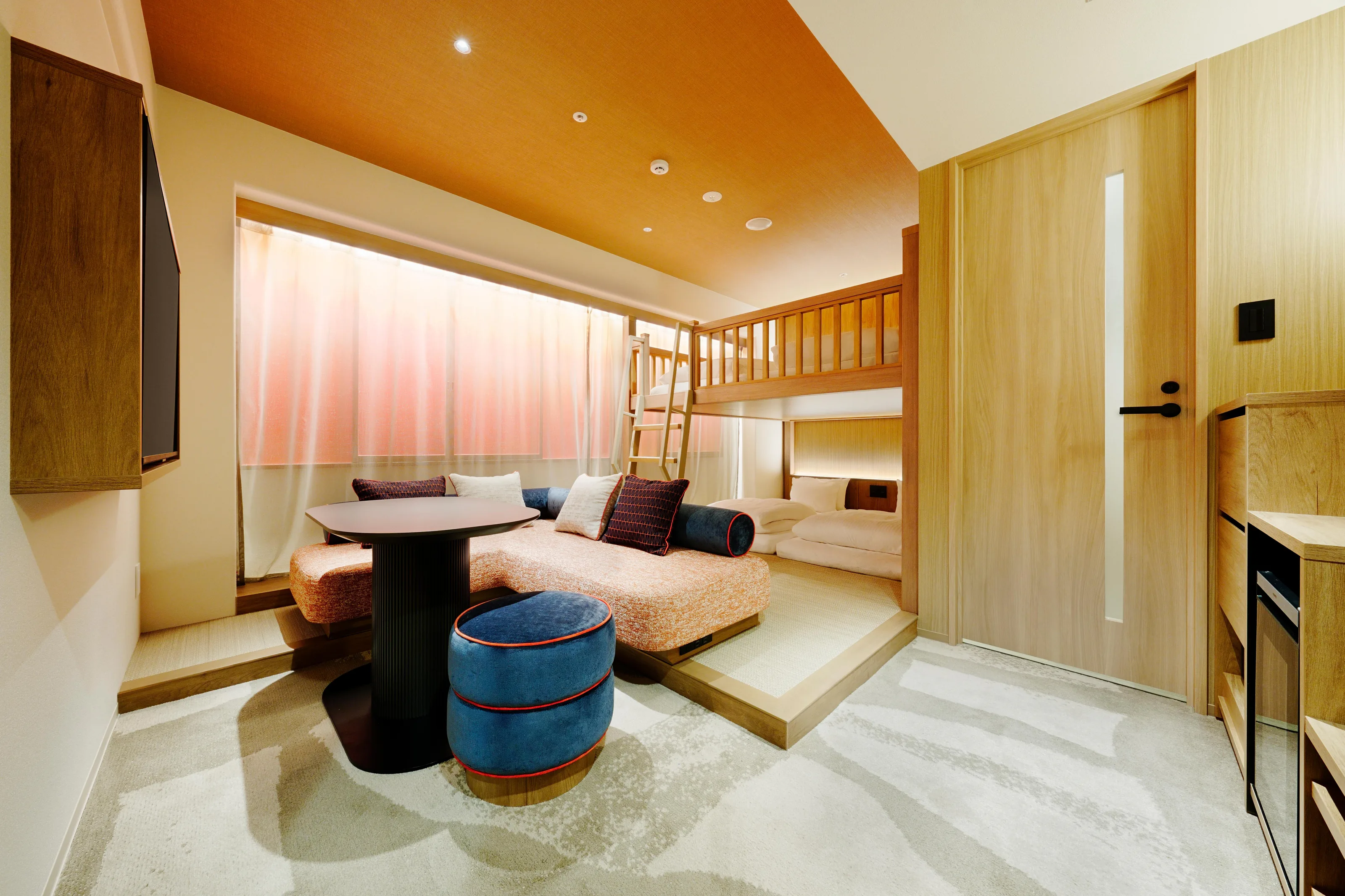 Forth Room